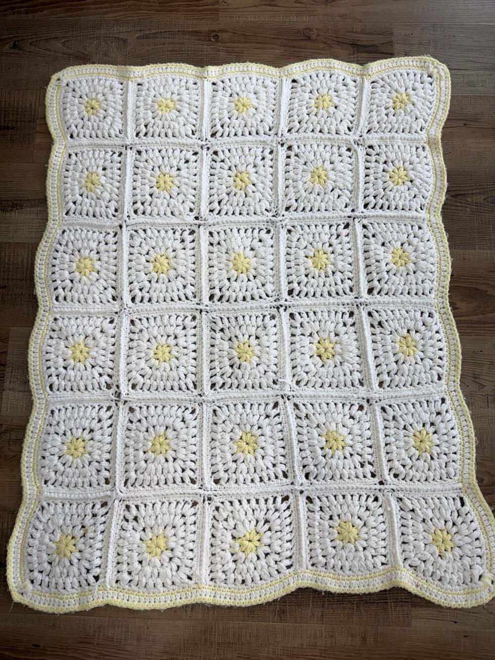 Handmade Crochet Granny Square Baby Blanket White Yellow Daisy Afghan